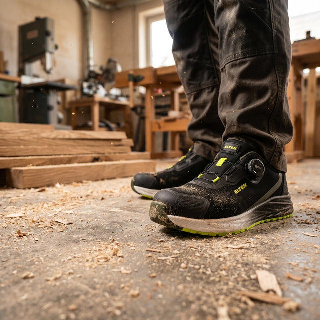 Best Lightweight Work Boots and Work Shoes for Warmer Days