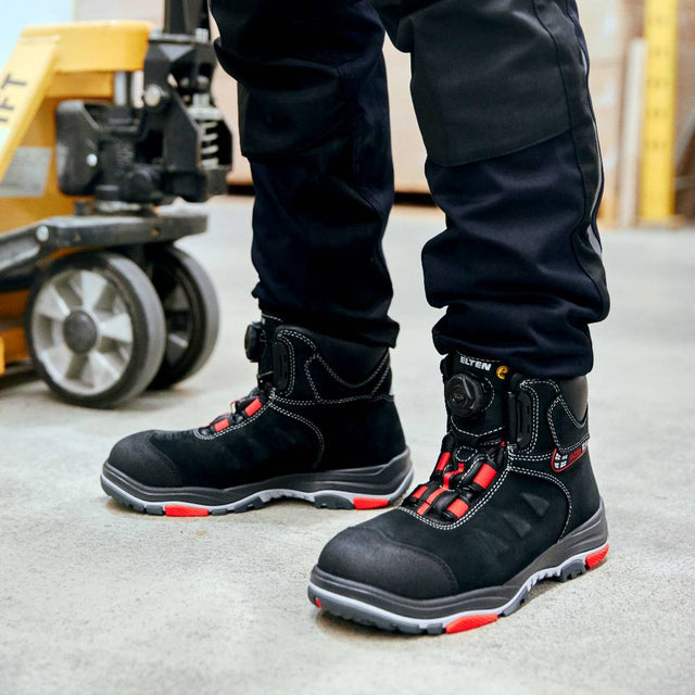 Safety Boots For Warehousing And Manufacturing With Comfort Insole