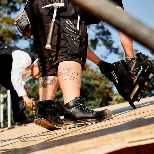 Slip Resistant Work Boots With Anti Slip Sole