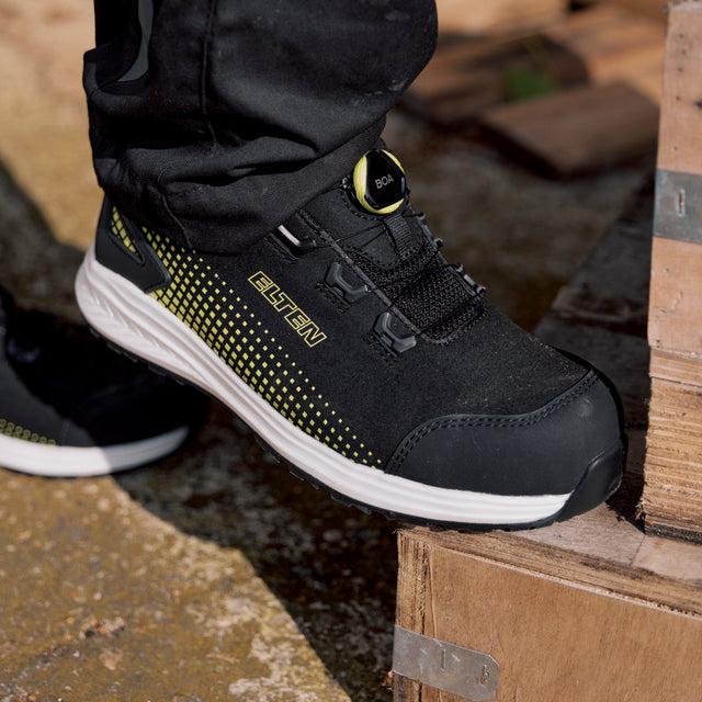 Extremely lightweight safety shoe with composite toe cap. German made safety footwear.