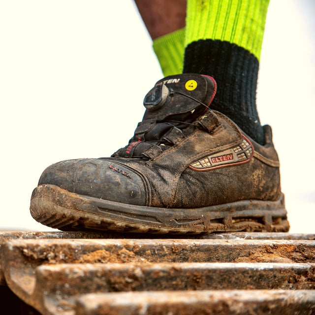 Lightweight safety shoes - the preferred footwear prioritising agility, flexibility, and comfort.