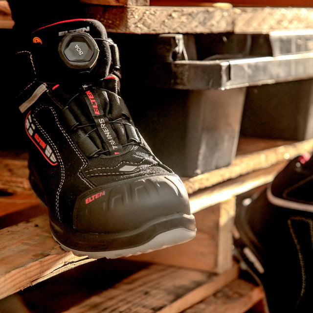 Shop Online For Lightweight Composite Toe Cap Boots At Sitchkraft in Australia by ELTEN