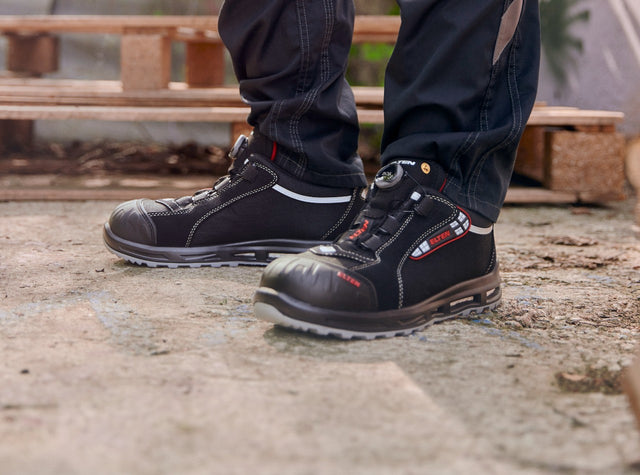 Anti Static Work Shoe And Safety Boots For Electricians ESD Certified