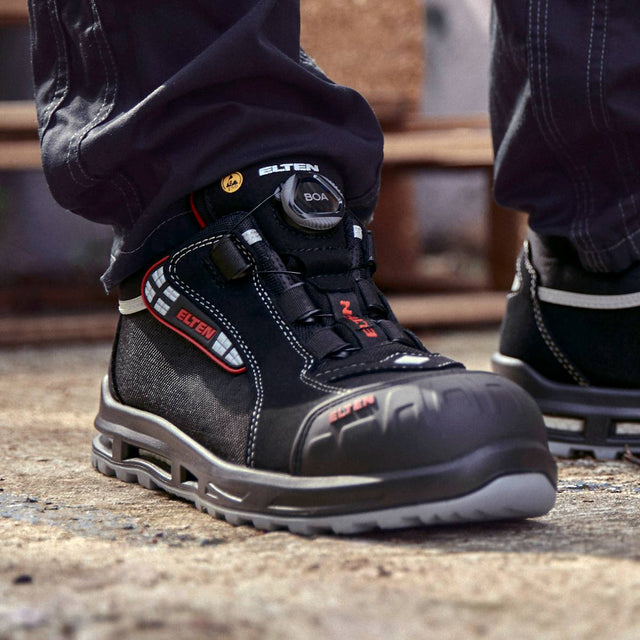Shop Online For Quality Work Boots And Safety Shoes. The Most Comfortable Steel Toe Cap Boots In Australia.